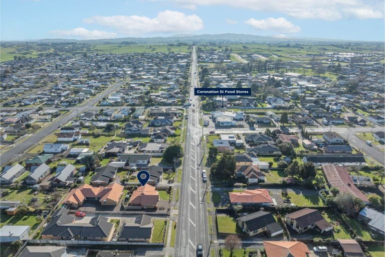 Photo of property in 97 Studholme Street, Morrinsville, 3300
