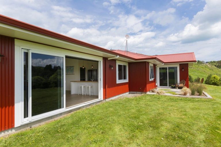 Photo of property in 232 Gaddums Hill Road, Outer Kaiti, Gisborne, 4010