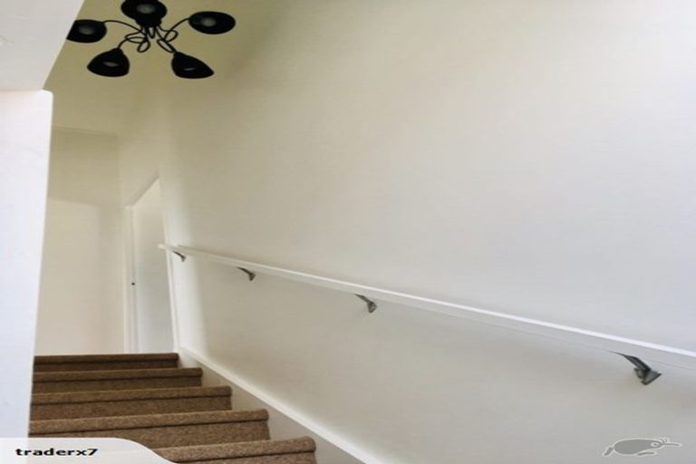 Photo of property in 2/47 Pah Road, Papatoetoe, Auckland, 2025