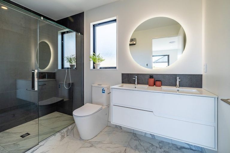 Photo of property in 5 Pipipi Lane, Halswell, Christchurch, 8025