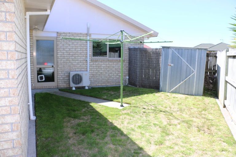 Photo of property in 38 Summerland Crescent, Papamoa Beach, Papamoa, 3118