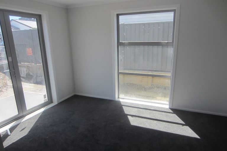 Photo of property in 21 Kaki Drive, Kenepuru, Porirua, 5022