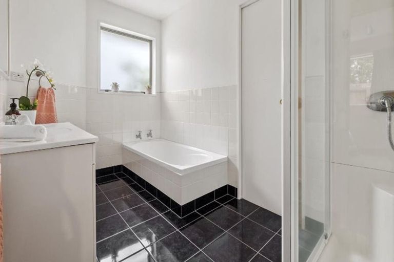 Photo of property in 18a Parsonage Road, Woodend, 7610