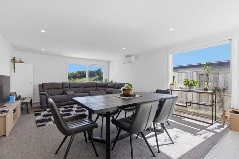 Photo of property in 50a Puhirake Crescent, Pyes Pa, Tauranga, 3112