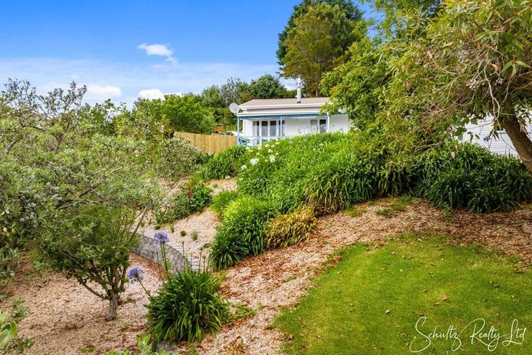 Photo of property in 632 Pahi Road, Pahi, Paparoa, 0571