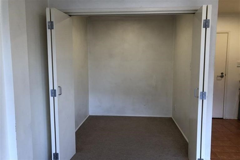 Photo of property in 5c/30 Westward Ho, Glen Eden, Auckland, 0602