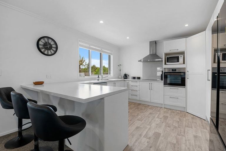 Photo of property in 17a Okona Crescent, Ngongotaha, Rotorua, 3010