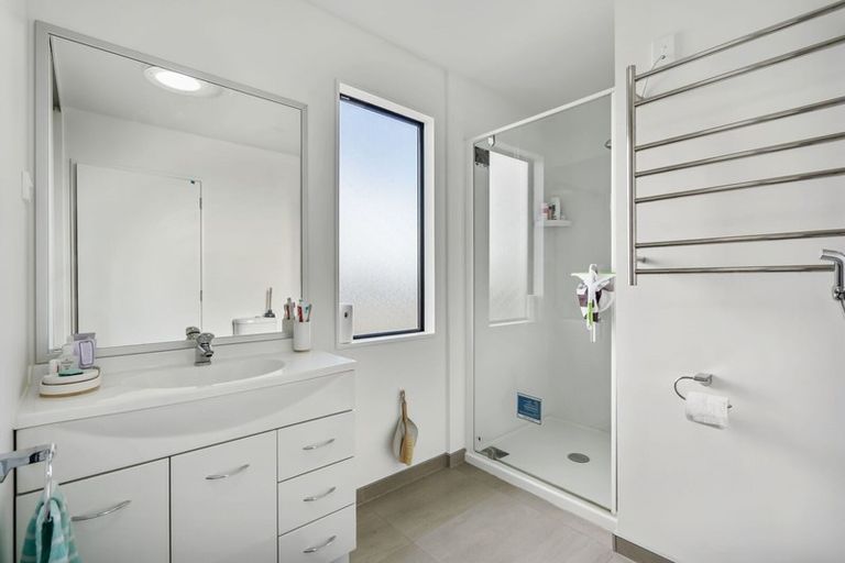 Photo of property in 23 Alliance Lane, Papakura, 2110