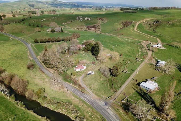 Photo of property in 1306 Wharepuhunga Road, Wharepuhunga, Te Awamutu, 3873
