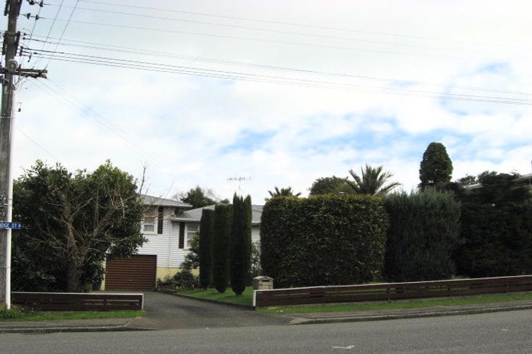 Photo of property in 237 Cambridge Street, Levin, 5510