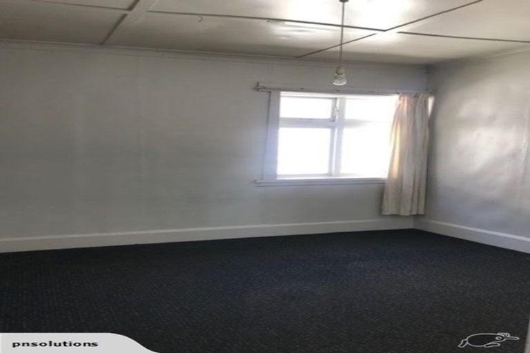 Photo of property in 212 Rongotai Road, Rongotai, Wellington, 6022