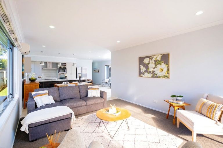 Photo of property in 79 Russell Robertson Drive, Havelock North, 4130