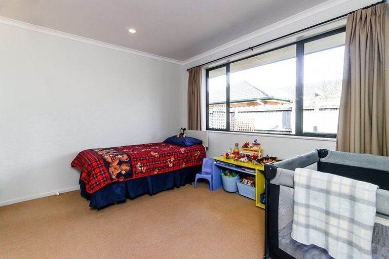 Photo of property in 6 Apsley Rise, Henderson, Auckland, 0612