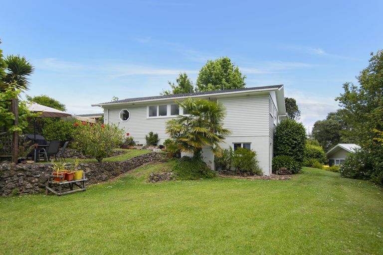 Photo of property in 6 Rugby Place, Te Kamo, Whangarei, 0112