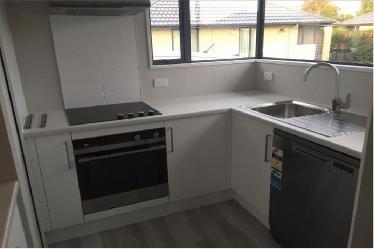 Photo of property in 52d Marshland Road, Shirley, Christchurch, 8061