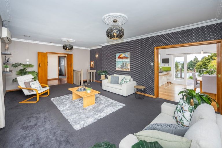 Photo of property in 58 Forest Lake Road, Forest Lake, Hamilton, 3200