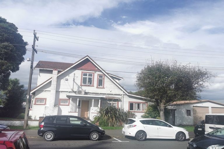 Photo of property in 20 Huia Street, Petone, Lower Hutt, 5012