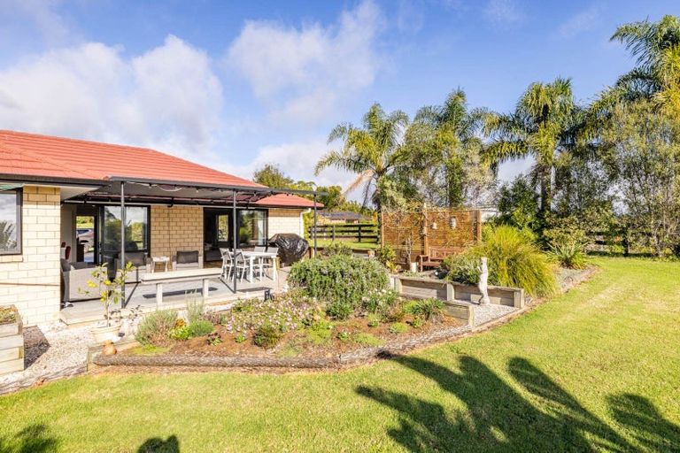 Photo of property in 14 Greenway Drive, Kerikeri, 0230