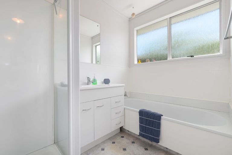 Photo of property in 38 Queen Road, Bellevue, Tauranga, 3110