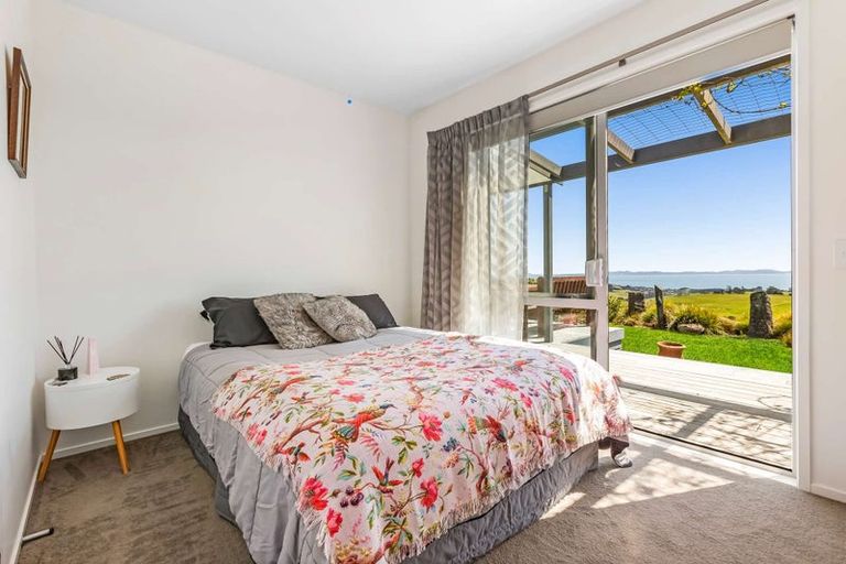 Photo of property in 601 Cable Bay Block Road, Cable Bay, 0420