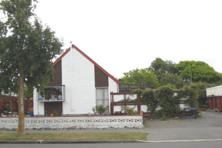 Photo of property in 31 Ashwood Street, Parklands, Christchurch, 8083