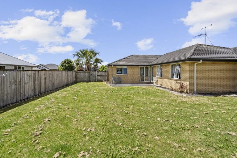 Photo of property in 10 Madison Street, Cambridge, 3434