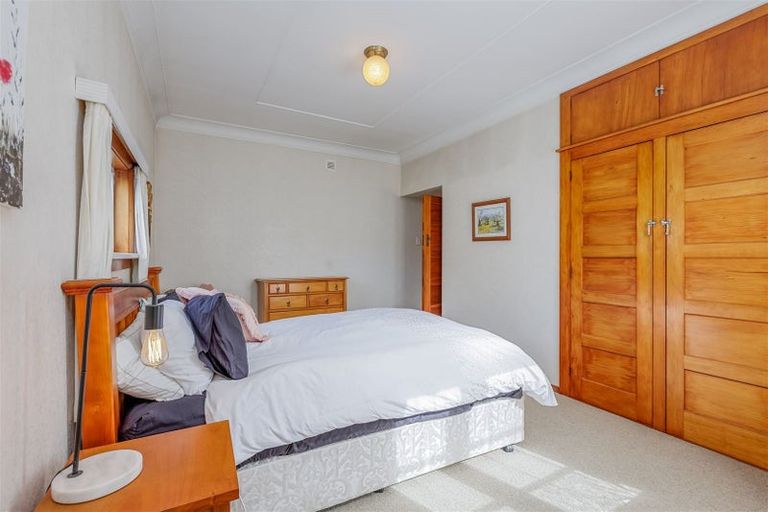Photo of property in 2 Lansdowne Crescent, Lansdowne, Masterton, 5810