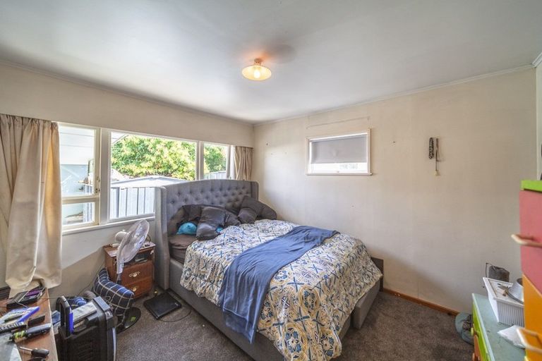 Photo of property in 5 Bristol Street, Tamatea, Napier, 4112