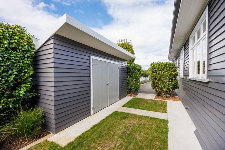 Photo of property in 75 Limbrick Street, Terrace End, Palmerston North, 4410