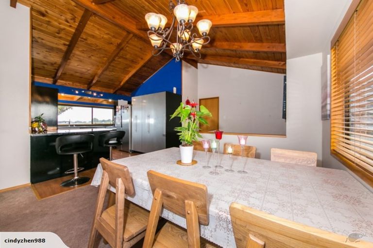 Photo of property in 129 Brigham Creek Road, Whenuapai, Auckland, 0618