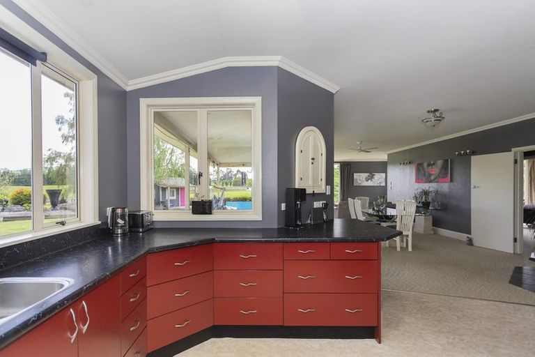 Photo of property in 10 Robins Road, Alma, Oamaru, 9492