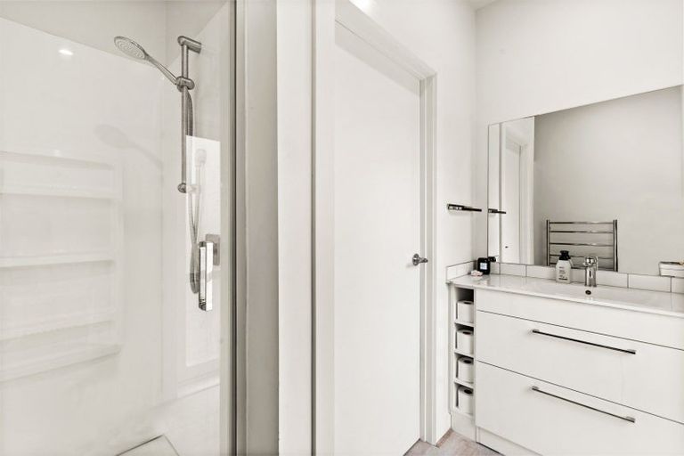 Photo of property in 8d Goddard Lane, Havelock North, 4130