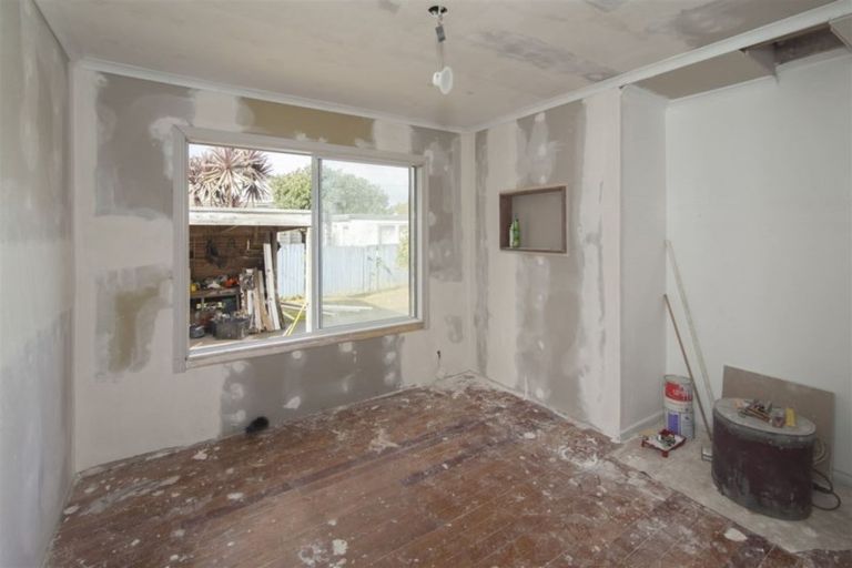 Photo of property in 1/110 Lynwood Road, New Lynn, Auckland, 0600