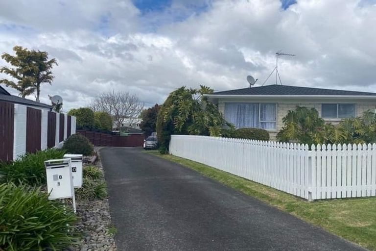 Photo of property in 1/10 Himalaya Drive, Half Moon Bay, Auckland, 2012