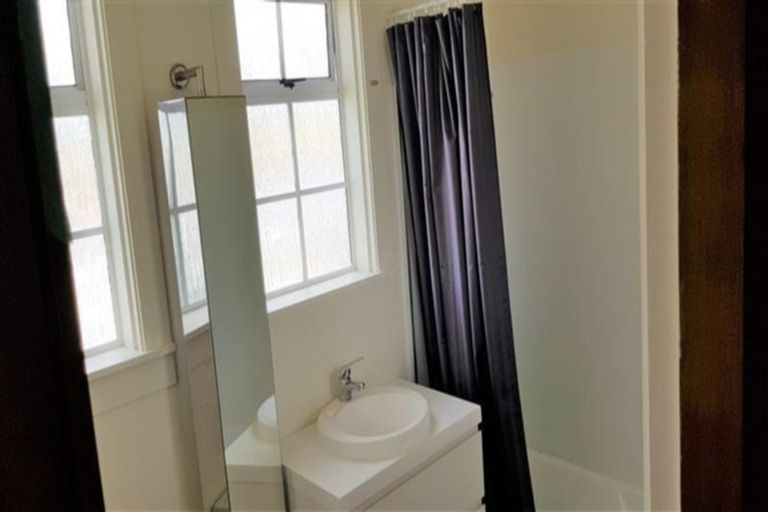 Photo of property in 16b David Street, Westown, New Plymouth, 4310