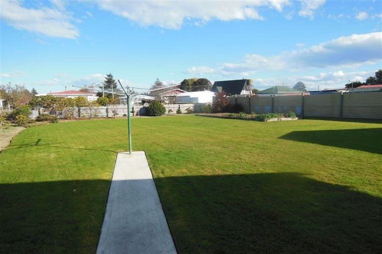 Photo of property in 31 Queen Street, Pareora, 7912