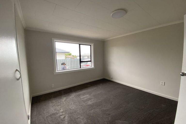 Photo of property in 21 Griffiths Avenue, Linwood, Christchurch, 8062