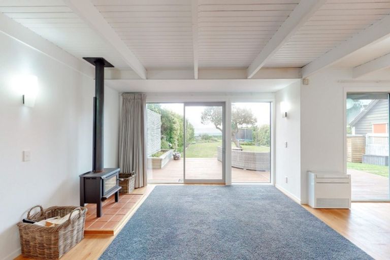 Photo of property in 436 Muritai Road, Eastbourne, Lower Hutt, 5013