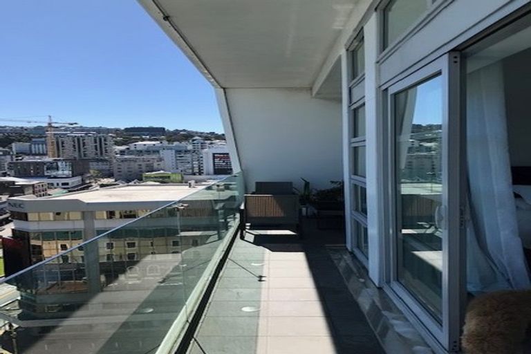 Photo of property in Bellagio Apartments, 11e/39 Taranaki Street, Te Aro, Wellington, 6011