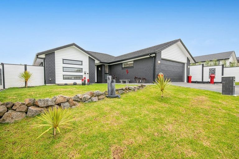 Photo of property in 23 Urumaraki Avenue, Helensville, 0800