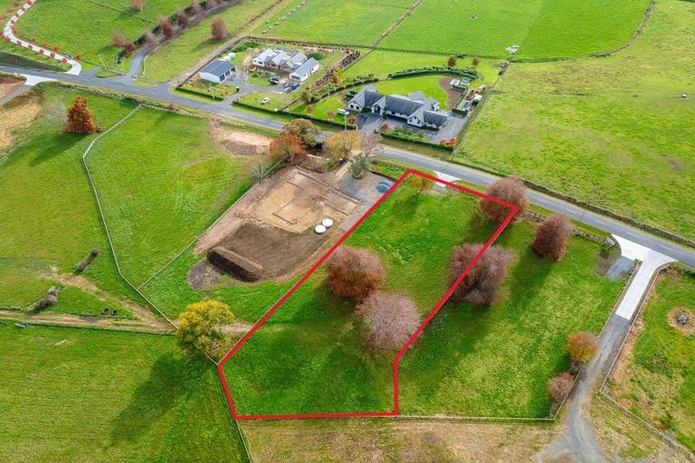 Photo of property in 35 Fencourt Road, Cambridge, 3496