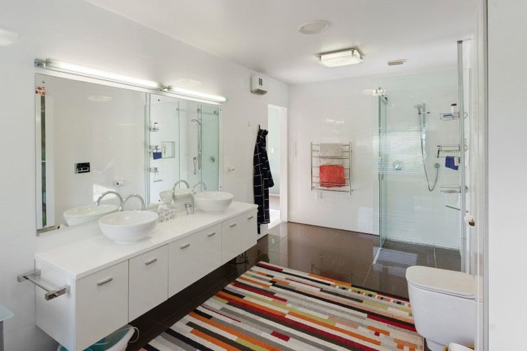 Photo of property in 19 Waitaheke Road, Te Horo, Otaki, 5581