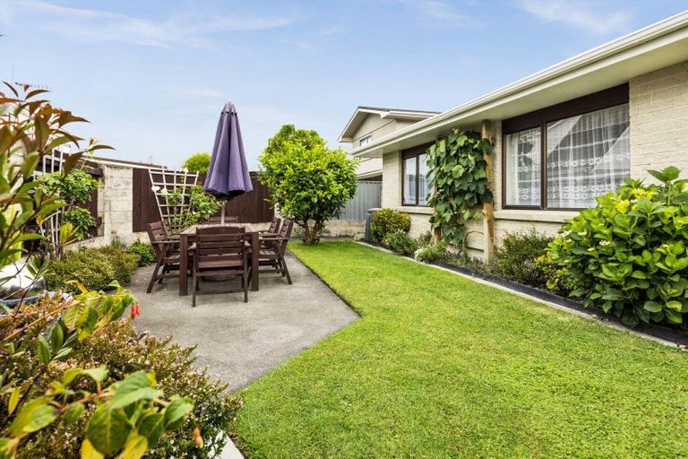 Photo of property in 25 Surrey Street, Taradale, Napier, 4112