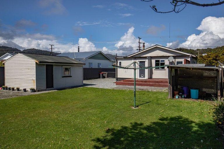 Photo of property in 150 Shakespeare Street, Greymouth, 7805