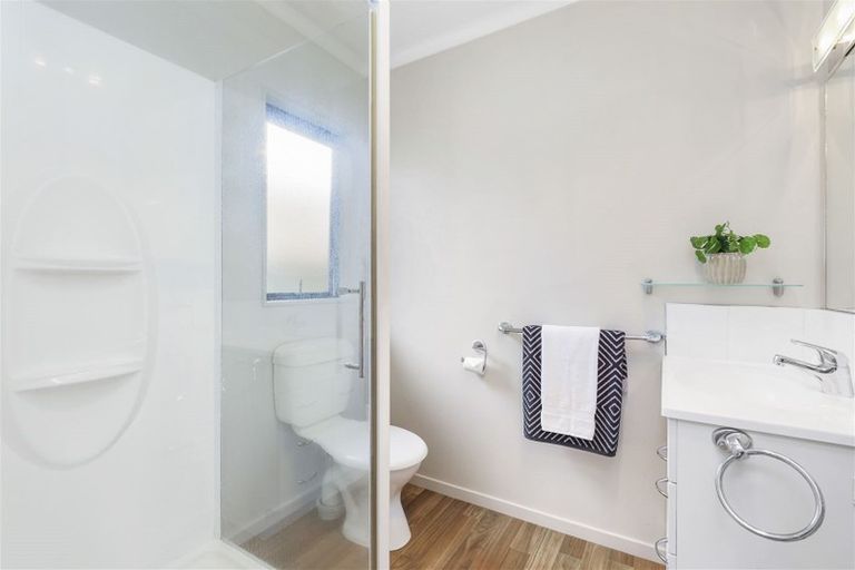 Photo of property in 15 Farleigh Close, Huntington, Hamilton, 3210