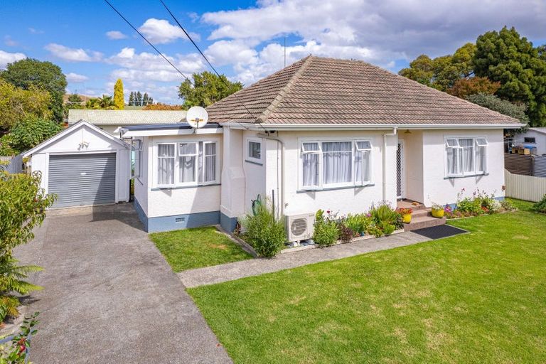 Photo of property in 2 Hodge Place, Aramoho, Whanganui, 4500