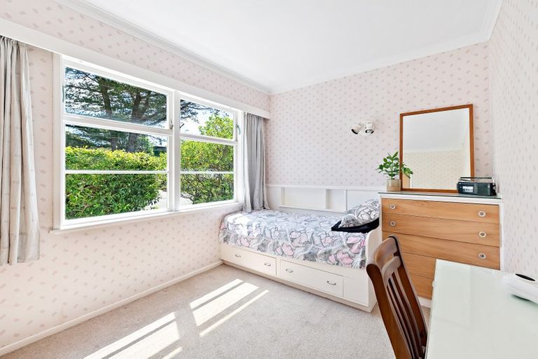 Photo of property in 102 Rosetta Road, Raumati South, Paraparaumu, 5032