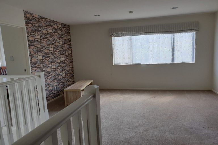 Photo of property in 24 Mantra Road, Massey, Auckland, 0614