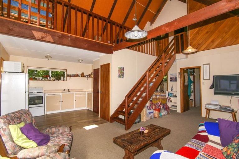 Photo of property in 10 Cook Crescent, Kaiteriteri, Motueka, 7197