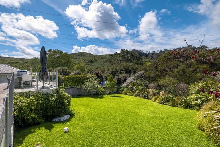 Photo of property in 18 Crabb Fields Lane, Riverhead, 0820